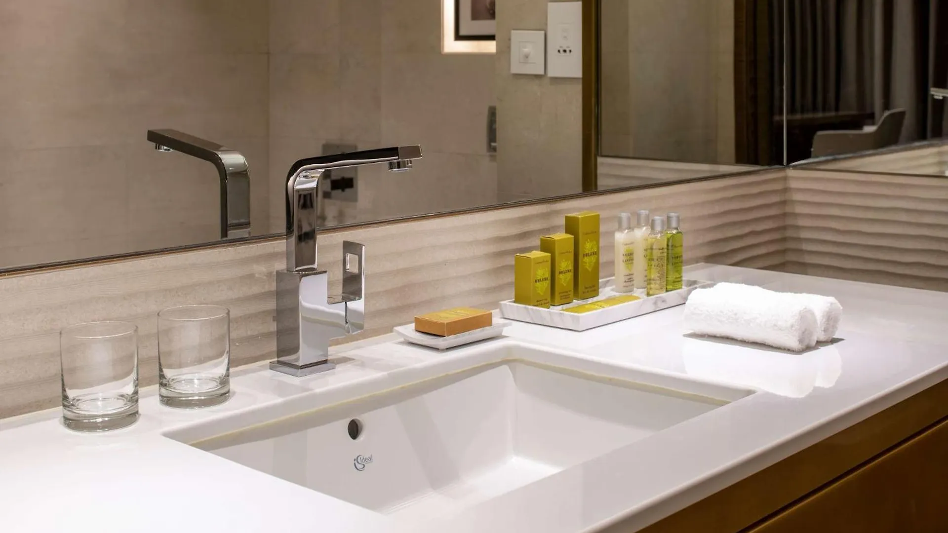 Doubletree Suites By Hilton - Riyadh Financial District Hotel